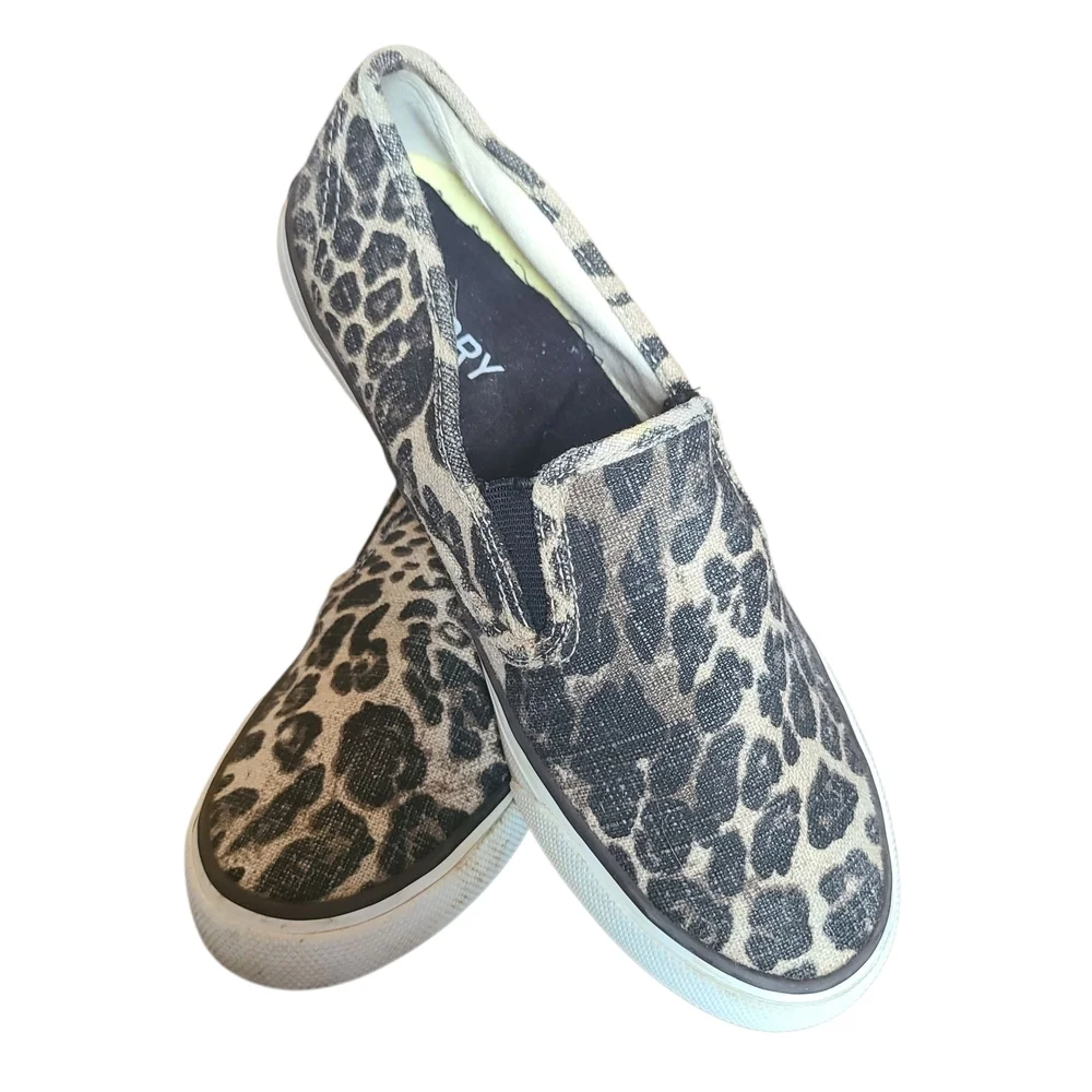 Sperry Leopard Print Slip On Canvas Shoes Women’s Size 8 Casual Sneakers